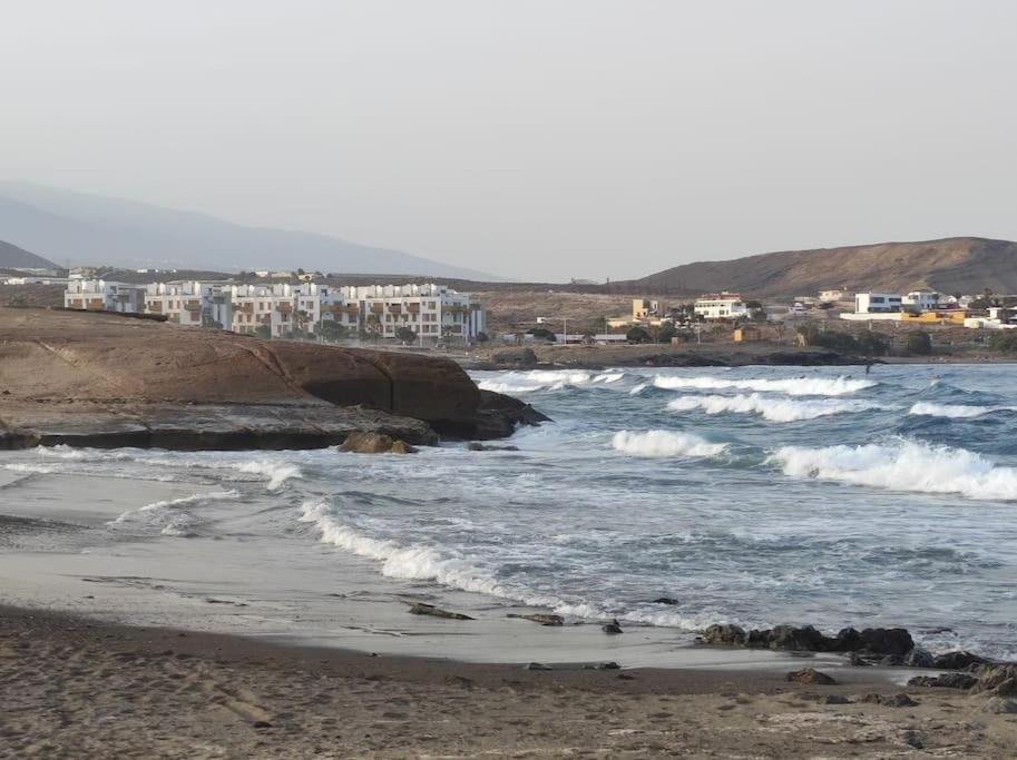El Medano Beachfront Triplex Penthouse With Pool, Rooftop, Sea View Esterno foto