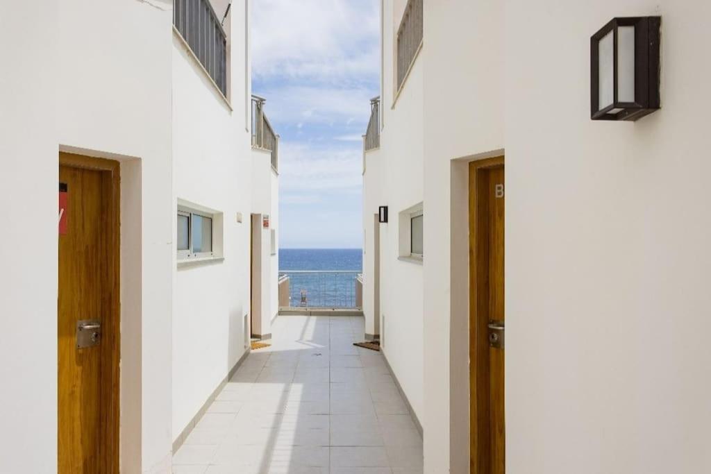 El Medano Beachfront Triplex Penthouse With Pool, Rooftop, Sea View Esterno foto